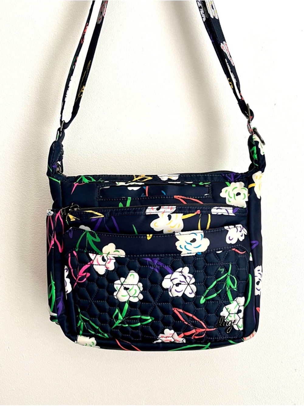 Lug Flutter SE Crossbody Bag Bright Floral RFID Front Zip Pocket Travel Blue - Picture 3 of 12